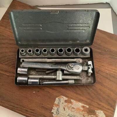 G1107 Toolbox & Tool LOT