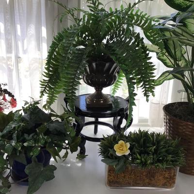 B1079 Vintage Artificial Plants and Dried Arrangements
