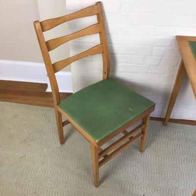 B1080 Vintage Folding Green Card Table & Two Matching Chairs