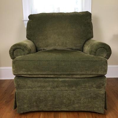 B1083 Green Upholstered Club Arm Chair