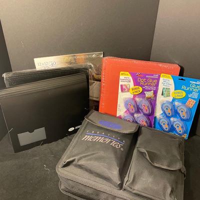 Lot 170 Creative Memories Gear