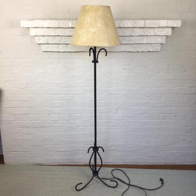 B1089 Metal Floor Lamp