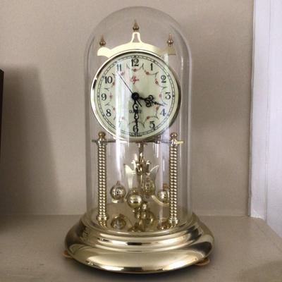 B1090 Elgin Quartz Anniversary Clock
