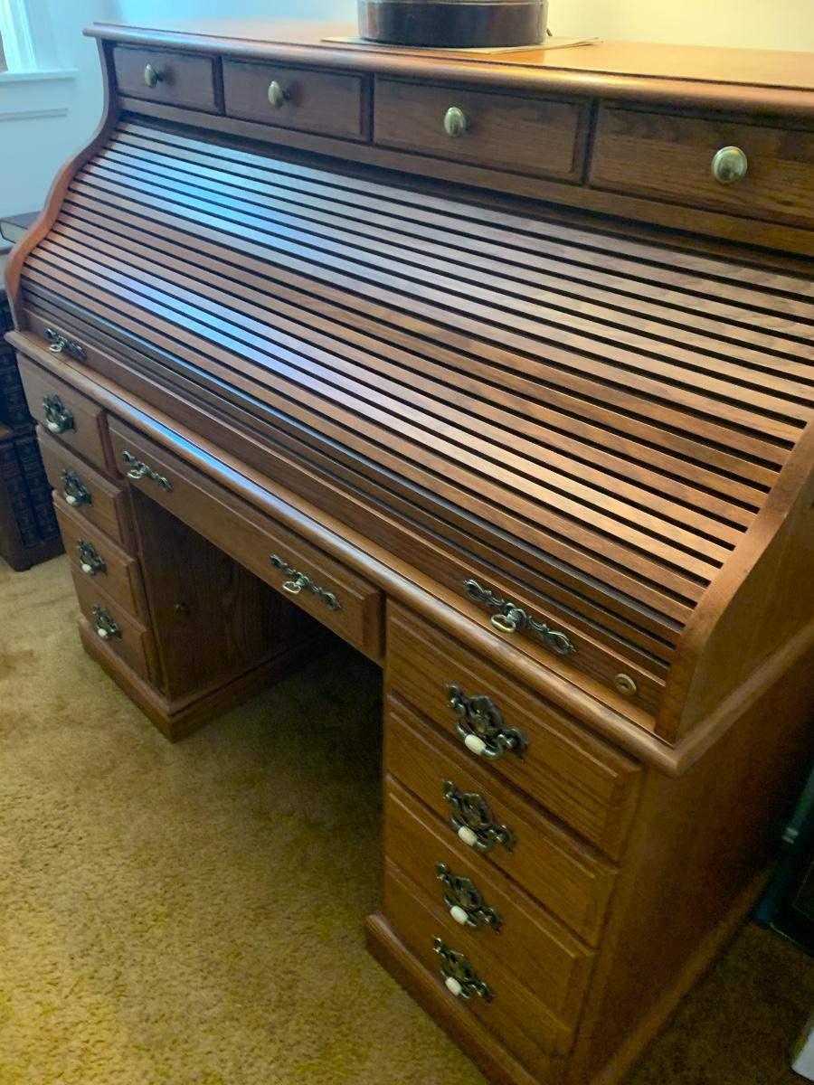 Clean Broyhill Roll Top Desk