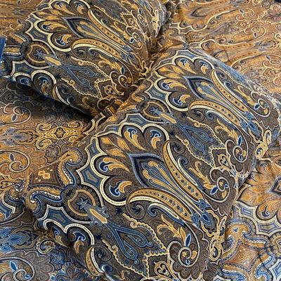 Lot 195. Tommy Hilfiger Queen Bedding Set