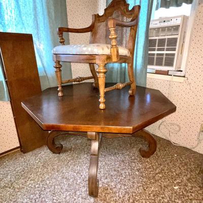 LOT 85  VINTAGE DREXEL "ESPERANTO" GAME TABLE PAIRED W/DREXEL "VELERO" ARMCHAIRS