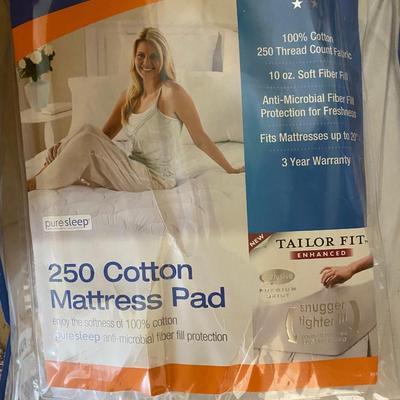 Lot 211. Mattress Pad - Full Size