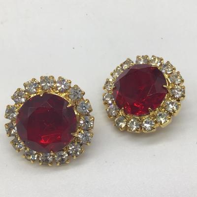 Beautiful Red Rhinestone Earrings