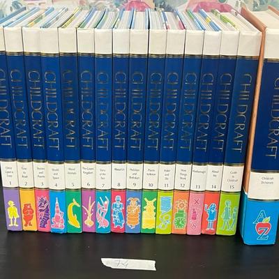 Childcraft How and Why Library Collection and Dictionary