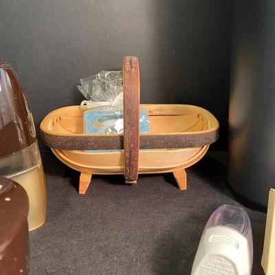 Lot 234.  Bathroom Items