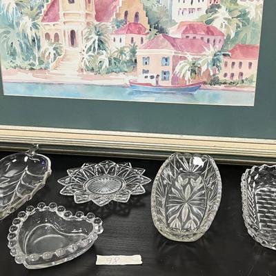 Nice decorative Crystal pieces