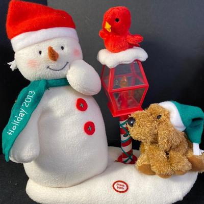 Lot 282. Christmas Decor