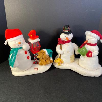 Lot 282. Christmas Decor