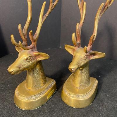 Lot 287. Christmas Assortment