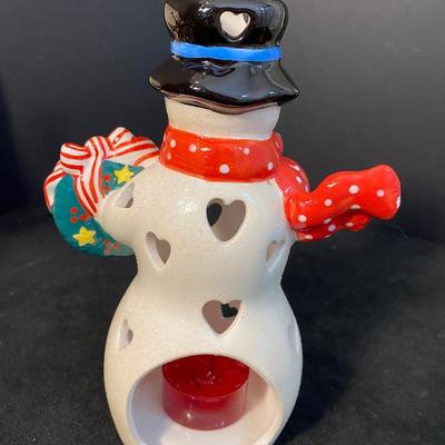 Lot 287. Christmas Assortment