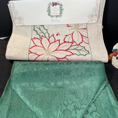 Lot 294.  Table Cloth and Christmas Runners
