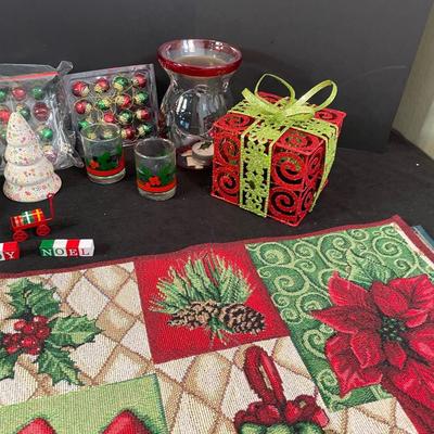 Lot 296  Christmas Misc