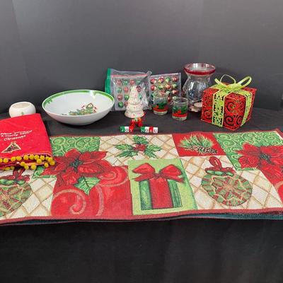 Lot 296  Christmas Misc
