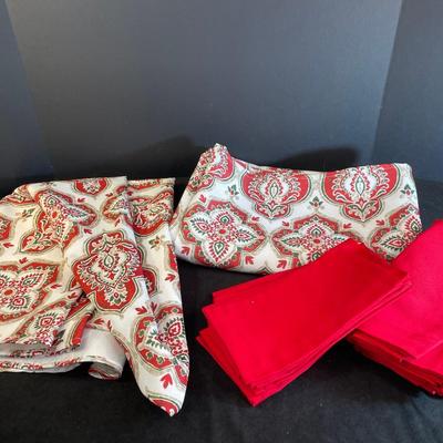 Lot 302. Tablecloths and Napkins