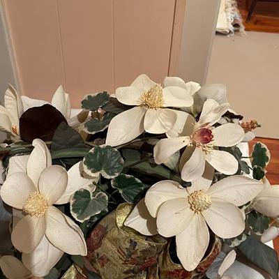 Wood Magnolia Plant Decor