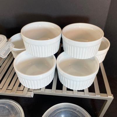 Lot 311. Bowl Assortment