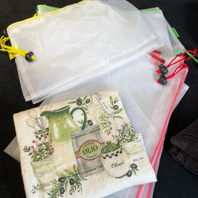 Lot 316. Produce Bags and Kitchen Towels