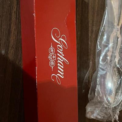 Vintage Gorham Heritage Silver Plate Holiday Salad Tongs