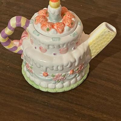 Vintage Teapot Lot - Set of 5