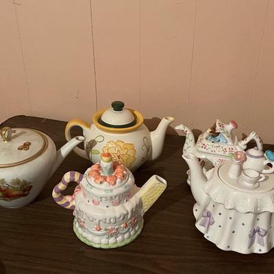 Vintage Teapot Lot - Set of 5