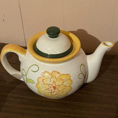 Vintage Teapot Lot - Set of 5