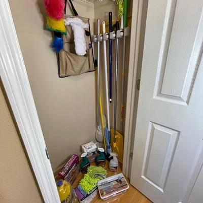Lot 331. Floor Cleaning Lot