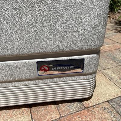 Lot 81. Igloo Cooler 94 Qt.