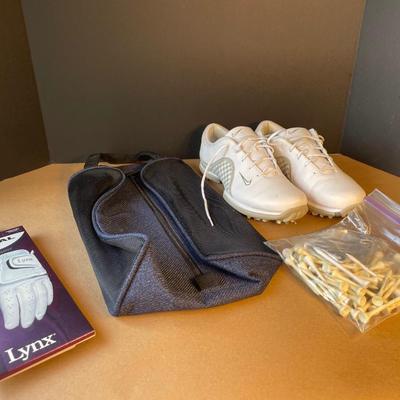 Lot 83 Women's Nike Golf Shoes sz 9