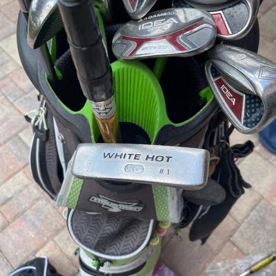 Lot 89 Women's Golf Club Set with Bag and Accessories