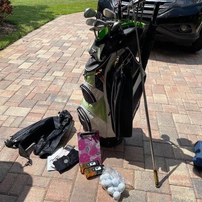 Lot 89 Women's Golf Club Set with Bag and Accessories