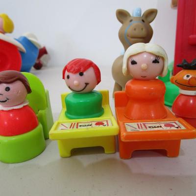 #10 Fisher Price Barn with some accessories