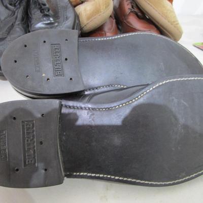#49 Men's shoes size 9, 2 pair