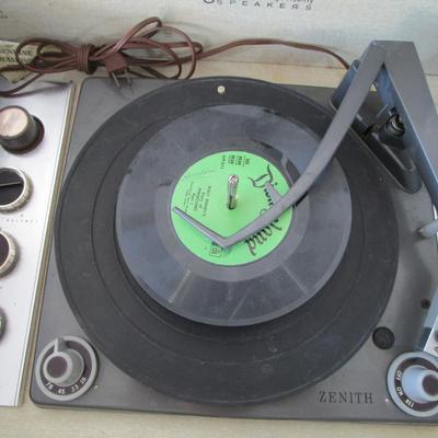 #51 Vintage Zenith stereo