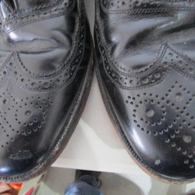 #54 1 pr Florsheim Size 10, and 1 pr of Braddock-Terry shoes Size 10W