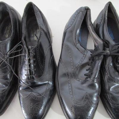 #55 1 pr Bostonian, 1 pr Towncraft size 10.5