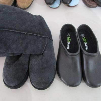 #57 Women's Boots and Sloggers size 10