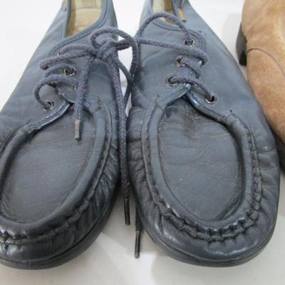 #58 Women's shoes size 10
