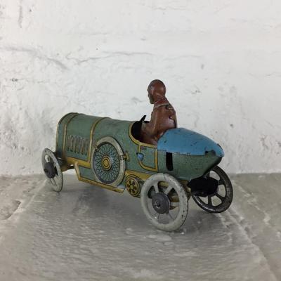 B1093 Rare Antique Victorian Meier Lithographed Torpedo tail Racing Car Penny Toy