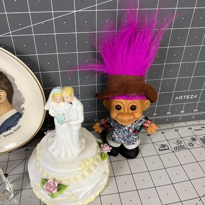 Mixed LOT: Kennedy Plate, Troll Doll, Wedding Cake Topper - Musical