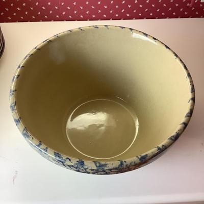 K1191 Blue Spatterware 10â€ Bowl Roseville, OH