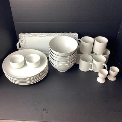 K1193 Misc. White China Set