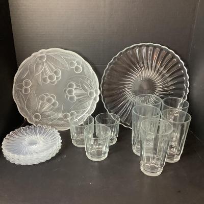 K1194 Lot of Clear Glass plates, glasses