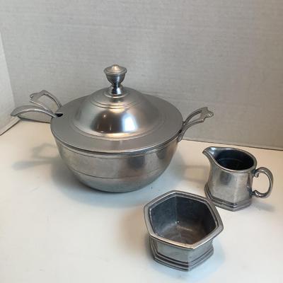 K1153 3pc Vintage Wilton Armetale Pewter Set