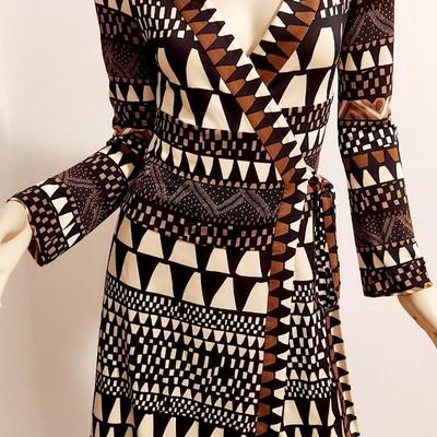 Diane Von Furstenberg Silk Wrap Dress Geometric Print