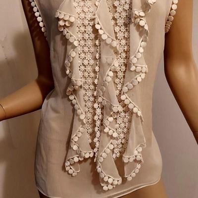 Oscar de la Renta Couture Silk Ruffled Sleeveless Shirt Lace Applique